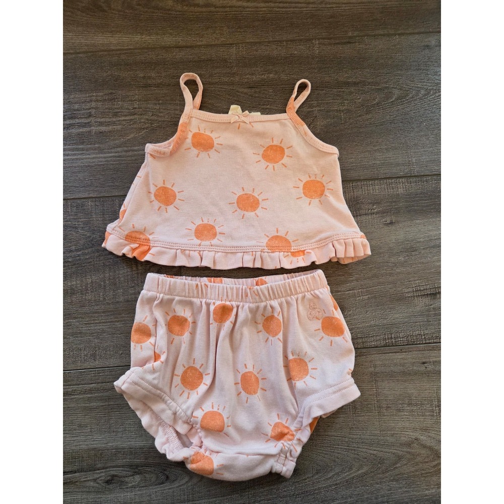 Baby gap set 3-6 mos